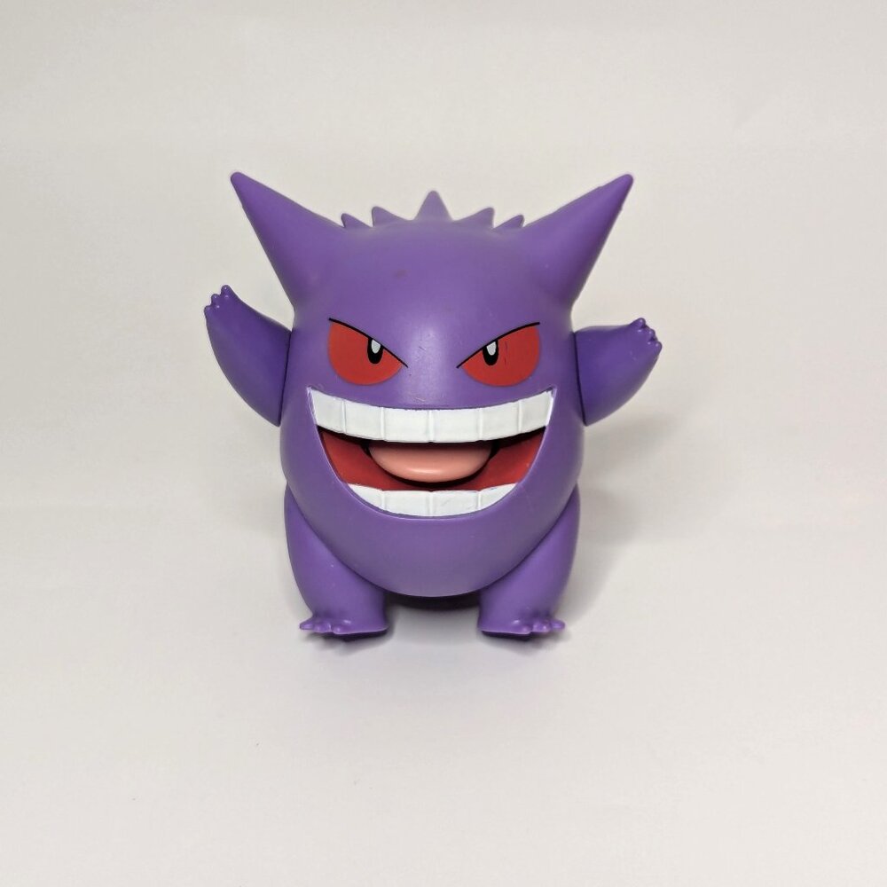 Pokémon Gengar Battle Feature Deluxe Action Figure